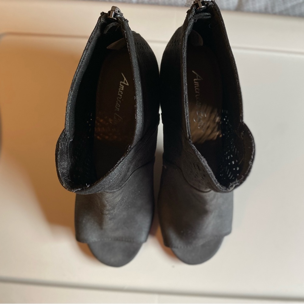 Booties - Picture 4 of 4